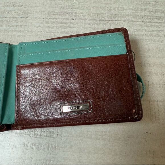 Fossil Small ID Wallet with Teal Cord (stretched) - Picture 9 of 16